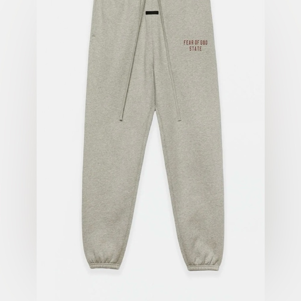 NWT Fear of God Essentials Dark Heather Oatmeal/Crimson lettering Men’s XL.